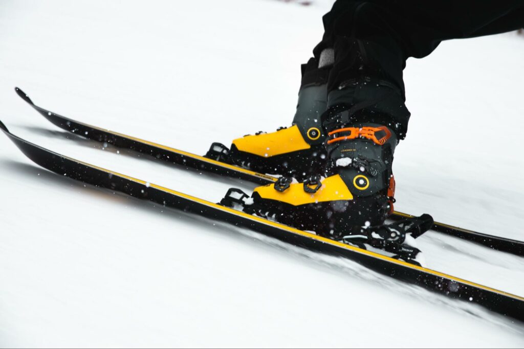 Snowboard boots for wide feet